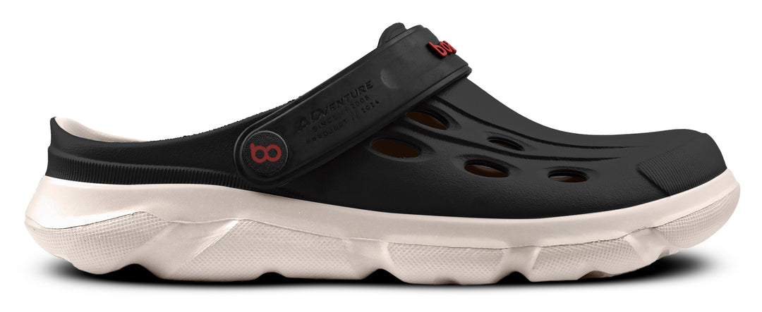 Sandalia Adventure Off White/ Negro - vista lateral