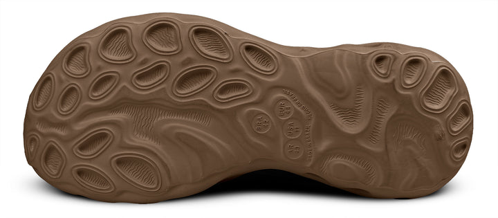Sandalia Flow Negro/ Crepe - vista suela